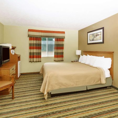 Econo Lodge Inn & Suites Yankton Buitenkant foto